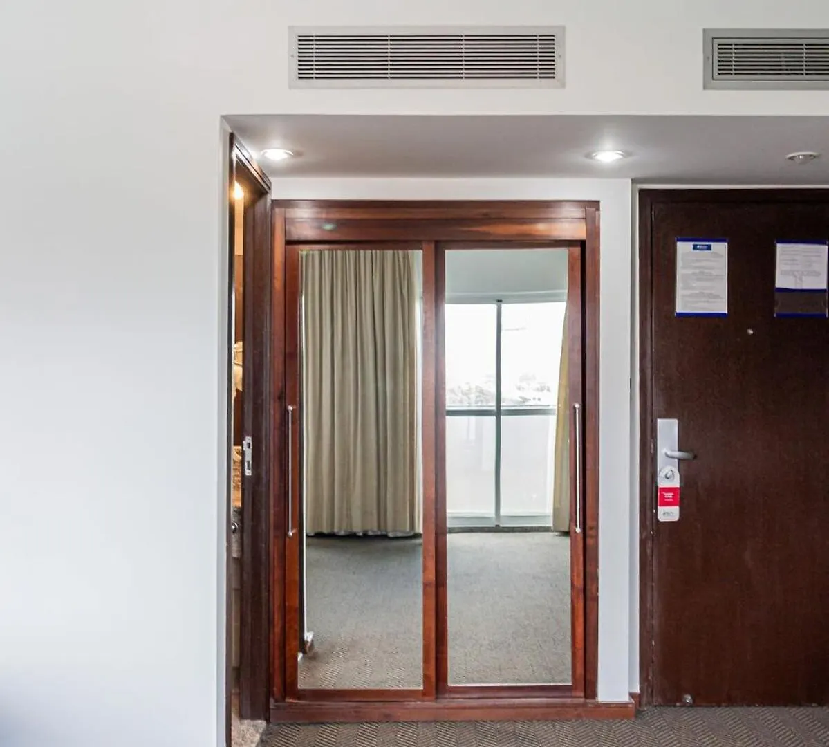 Inn Bhomy Chsanto Antonio - Suite A 10Min Do Metro Blu1609 Sao Paulo Brazil